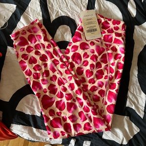 New Fabletics powerhold leggings